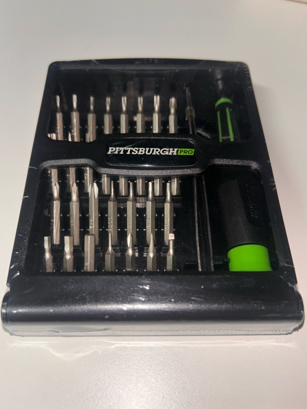 Pittsburgh Pro Precision Bit Driver Set - Black & Green